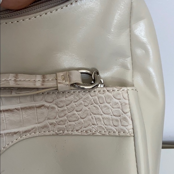 Giani Bernini off white glaze double zip hobo bag - Picture 4 of 10